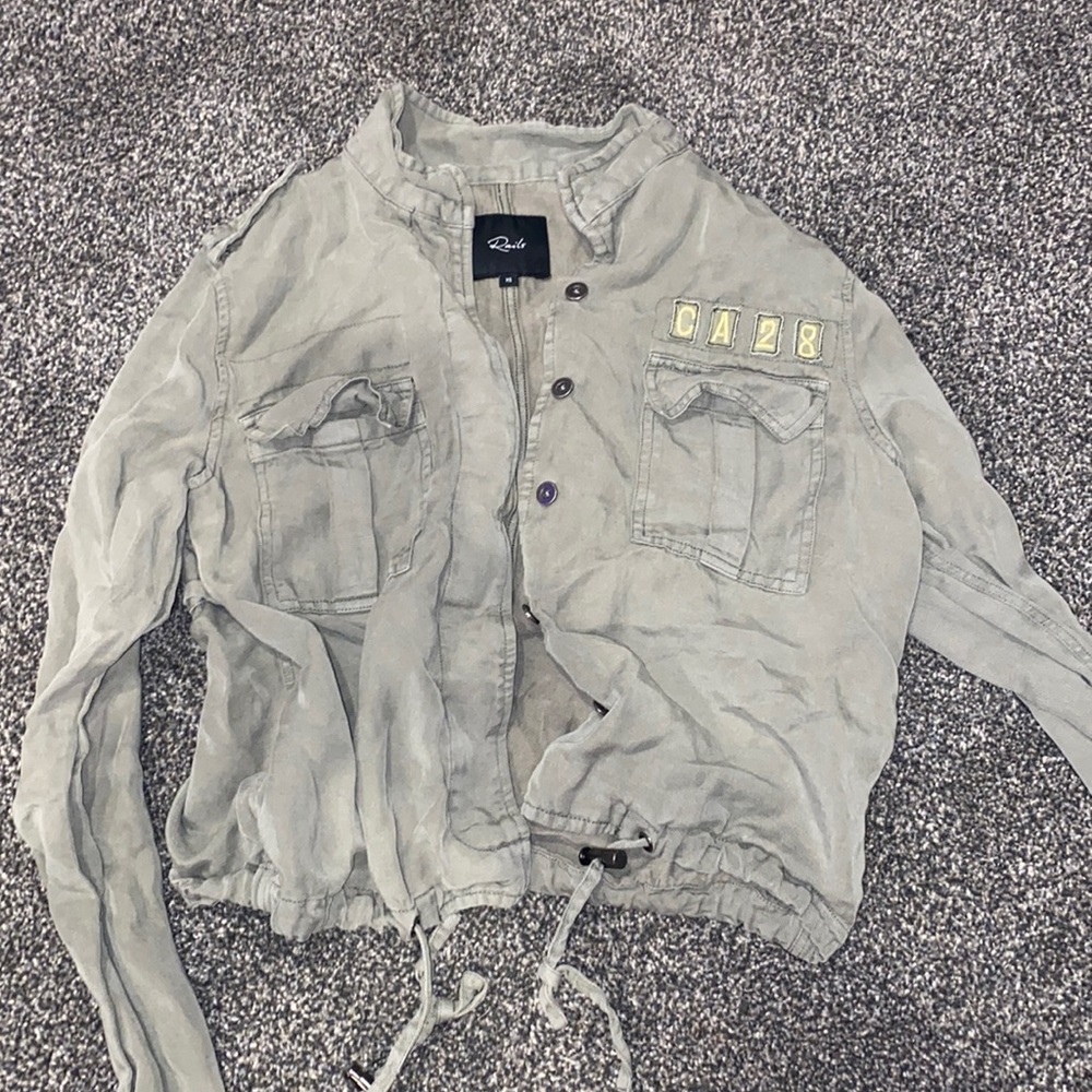Great light jacket. Great condition.